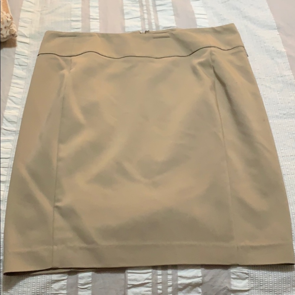 Nude/Beige pencil skirt